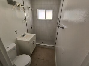 2729-31 Snowdrop St in San Diego, CA - Building Photo - Building Photo