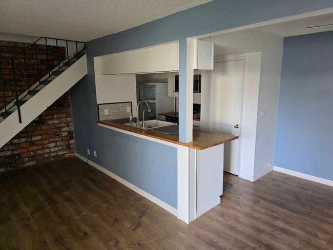 property at 2627 Spinnaker Ave