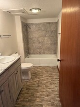 108 Westwood Dr in Marshalltown, IA - Building Photo - Building Photo