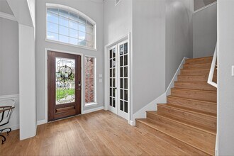 3329 Oak Dale Way in Seabrook, TX - Foto de edificio - Building Photo