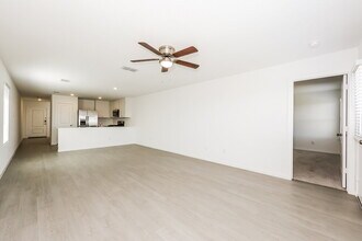 1228 Canyon Wren Dr in Forney, TX - Foto de edificio - Building Photo