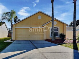 30541 Double Dr in Wesley Chapel, FL - Building Photo