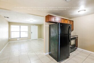 4270 SW 49th Ct in Fort Lauderdale, FL - Building Photo - Building Photo