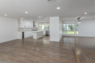4323 Hartfield Ct in Westlake Village, CA - Building Photo - Building Photo