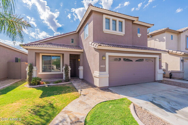 2741 E Cowboy Cove Trail