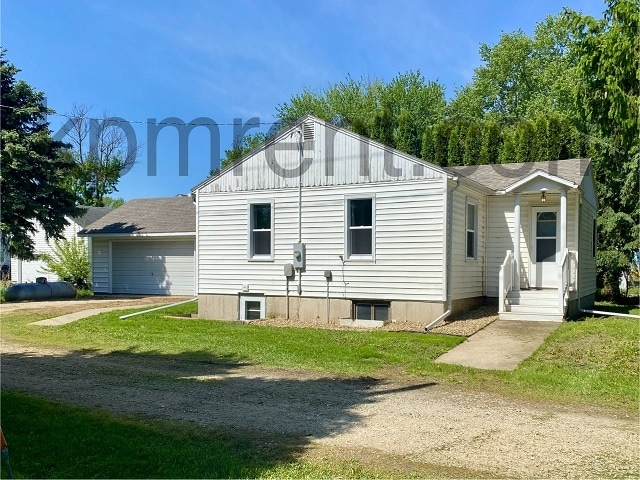 property at 1680 469 St