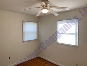 401 Hessel Blvd in Champaign, IL - Building Photo - Building Photo