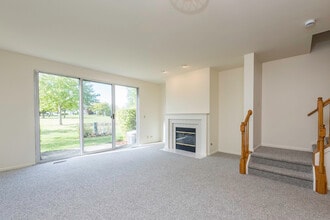 17775 Braewick Rd in Gurnee, IL - Building Photo - Building Photo