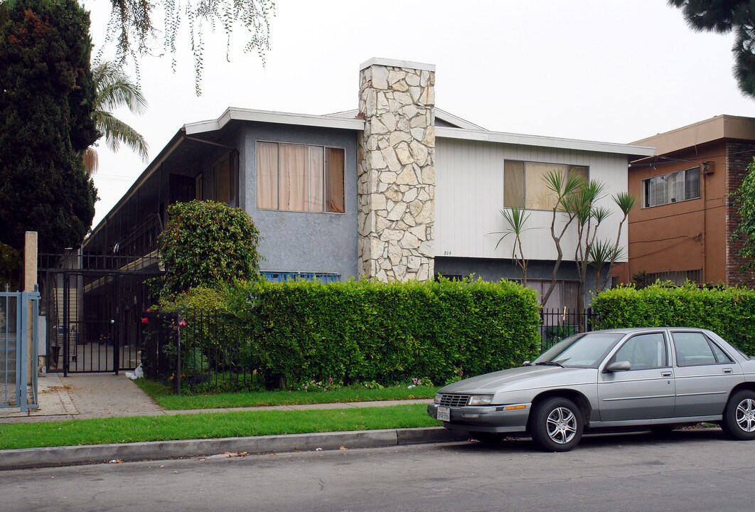 814 Fir Ave in Inglewood, CA - Building Photo