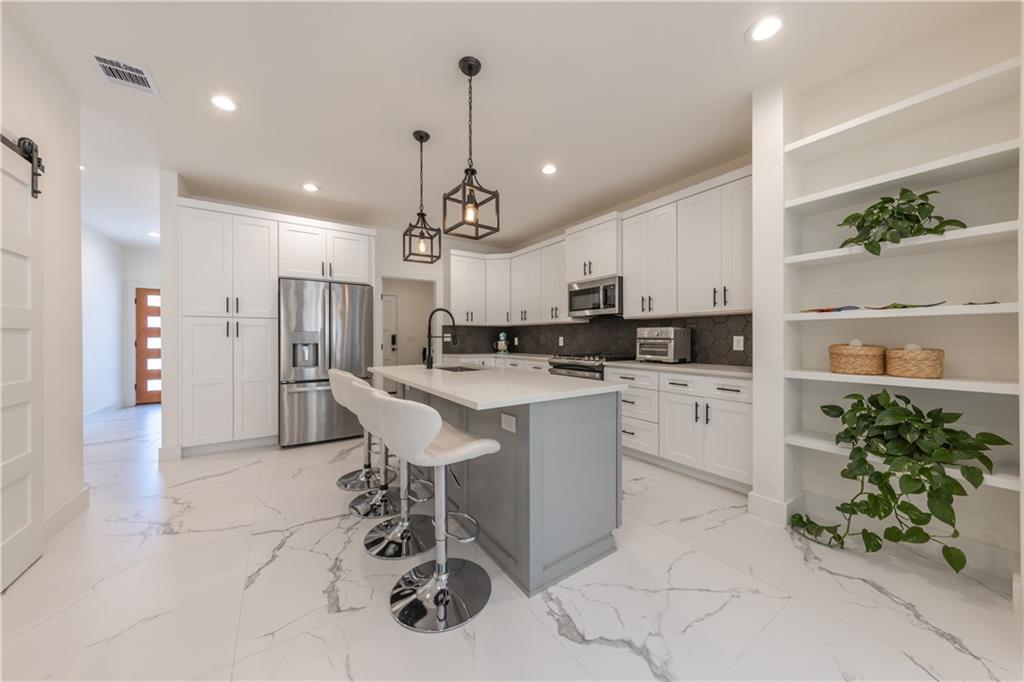 1409 Greenwood Ave in Austin, TX - Building Photo