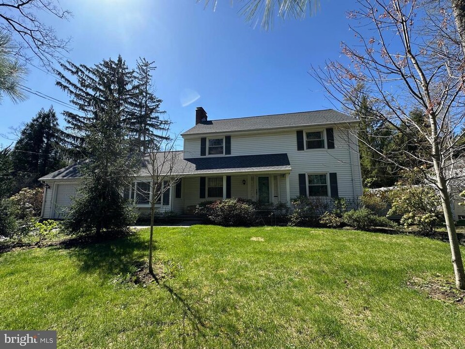 196 State Rd in Princeton, NJ - Foto de edificio