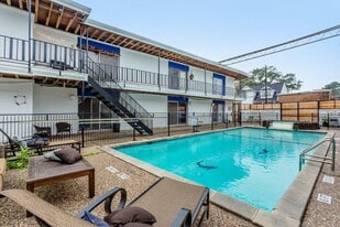 2810 Beauchamp St in Houston, TX - Building Photo