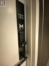 3900 Confederation Pkwy in Mississauga, ON - Building Photo - Building Photo