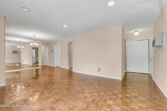 30 Meadow Green Cir in Englishtown, NJ - Building Photo - Building Photo
