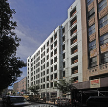 Norman Towers in Jamaica, NY - Foto de edificio - Building Photo