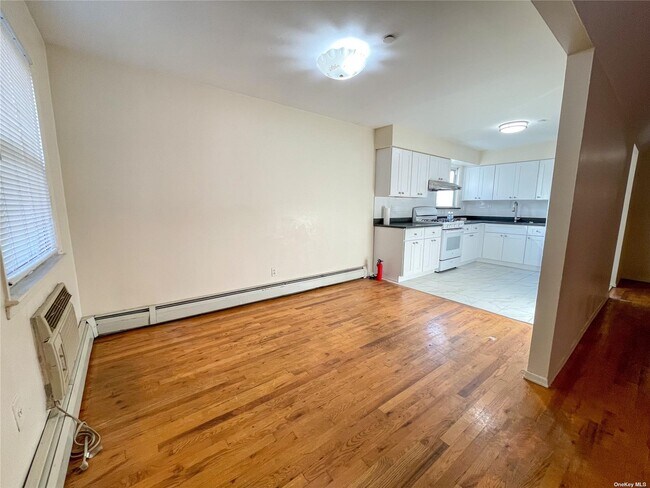 25-48 Parsons Blvd in Queens, NY - Building Photo - Building Photo