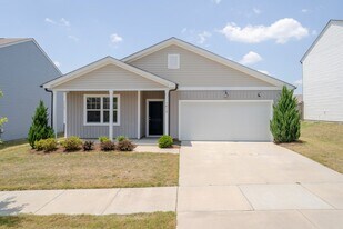 1613 Arapahoe Ridge Dr in Raleigh, NC - Building Photo