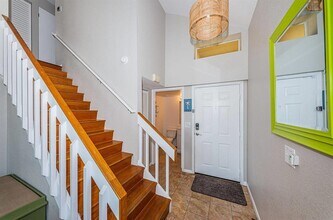 6107 Mirada Cir in St. Petersburg, FL - Building Photo - Building Photo