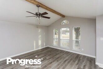 556 Blue Haze Dr in Fort Worth, TX - Foto de edificio - Building Photo