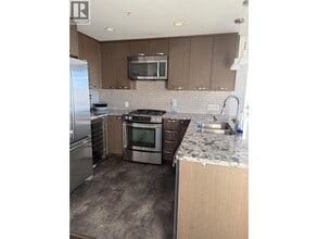 8333 Anderson Rd in Richmond, BC - Building Photo - Building Photo