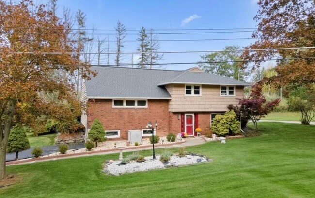 property at 449 Jensen Rd