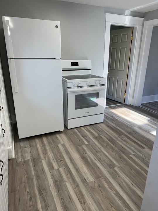 82 Bailey Ave in Plattsburgh, NY - Building Photo