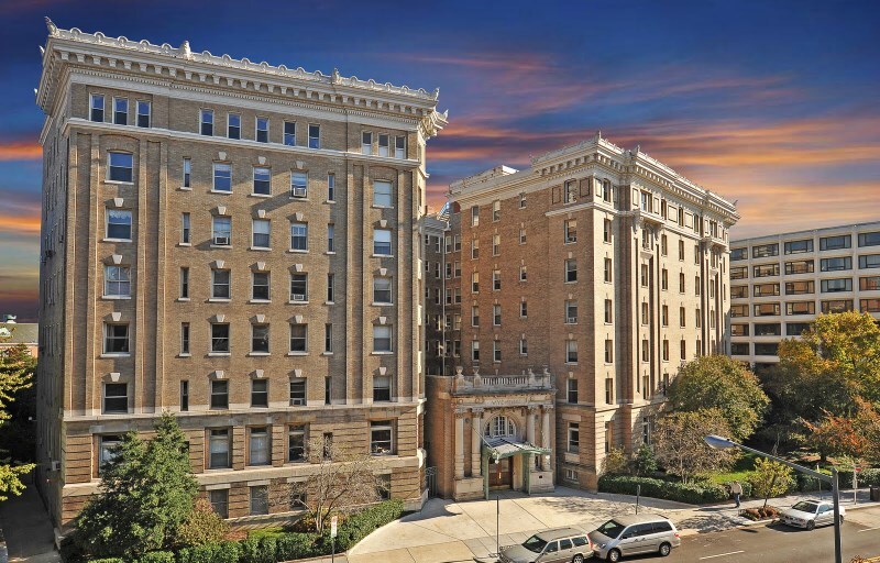 2022 Columbia Rd NW, Unit 503 in Washington, DC - Building Photo