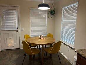 5601 Emma Thompson Way in Austin, TX - Building Photo - Building Photo