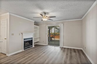 619 Granville Ct in Atlanta, GA - Building Photo - Building Photo