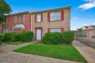 4064 Belle Park Dr in Houston, TX - Building Photo - Building Photo