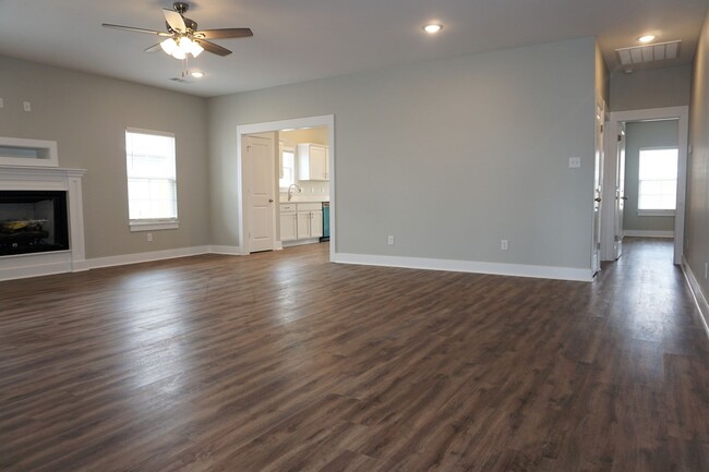 3712 Red Maple Wy in Jonesboro, AR - Building Photo - Building Photo