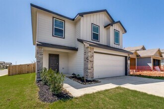 5138 Blind Shot in San Antonio, TX - Building Photo - Building Photo