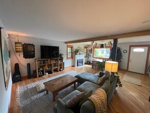 2913 SE 65th Ave in Portland, OR - Foto de edificio - Building Photo