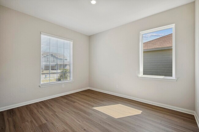 341 Tejas Trl in Waller, TX - Building Photo - Building Photo