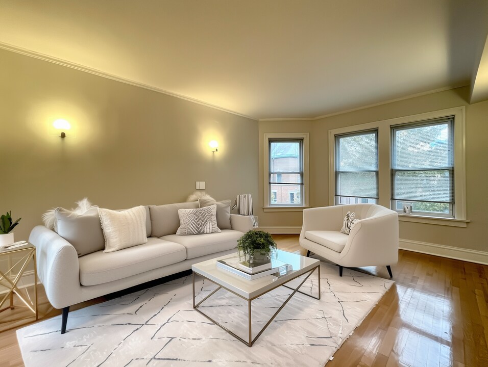 2839 W Nelson St, Unit 2 in Chicago, IL - Building Photo