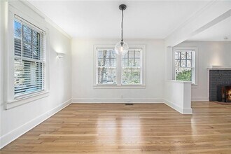 476 Hemlock Cir SE in Atlanta, GA - Building Photo - Building Photo