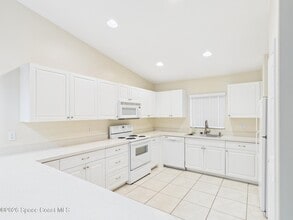 131 Maggie Way in Sebastian, FL - Building Photo - Building Photo