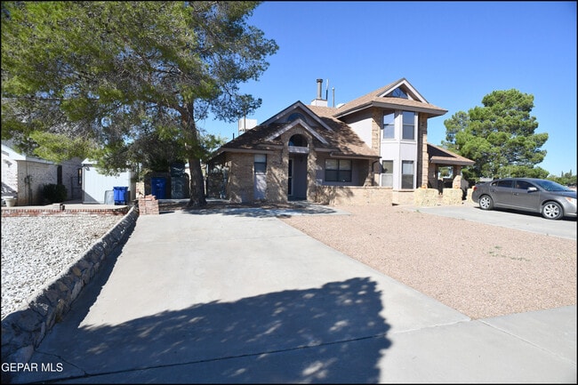 813 Knorr Pl in El Paso, TX - Building Photo - Building Photo
