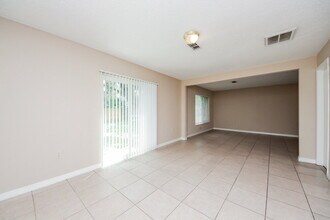 1140 Windway Cir in Kissimmee, FL - Building Photo - Building Photo