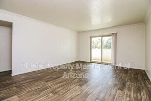 810 E Colter St in Phoenix, AZ - Building Photo
