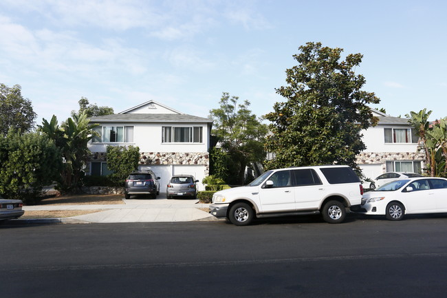 3671 Vinton Ave in Los Angeles, CA - Building Photo - Building Photo