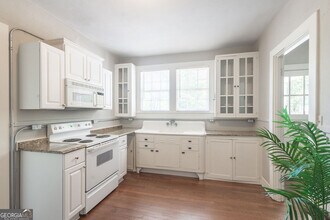 356 Jackson St in Newnan, GA - Building Photo - Building Photo