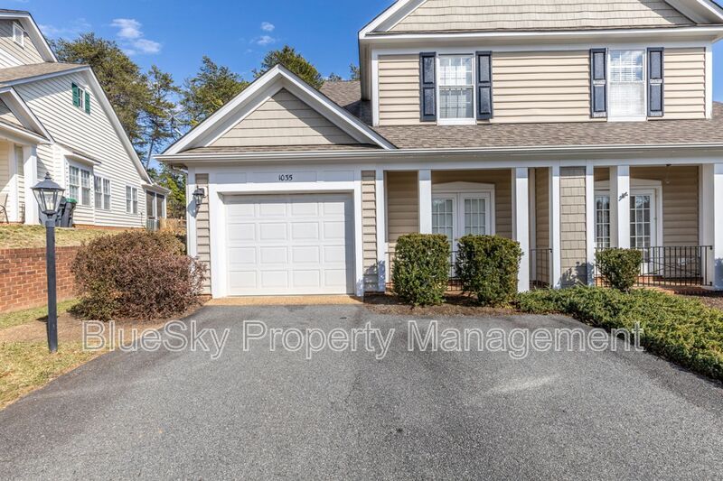 1035 Bristlecone Ln in Charlottesville, VA - Building Photo