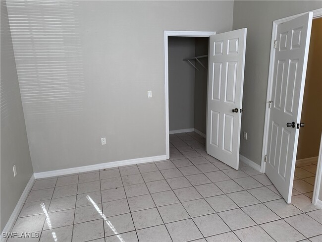 17475 Dumont Dr in Ft. Myers, FL - Building Photo - Building Photo