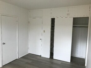 2745 Kapiolani Blvd in Honolulu, HI - Building Photo - Building Photo