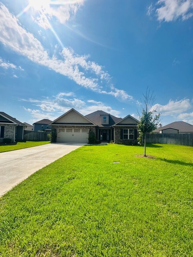 604 Broderick Cir in Warner Robins, GA - Building Photo - Building Photo