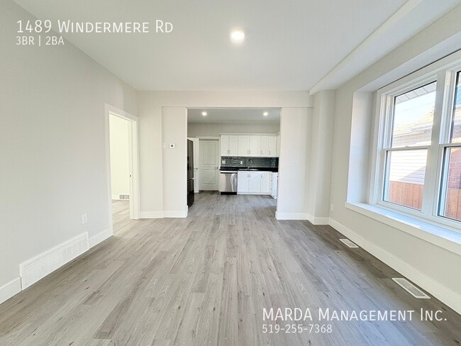 property at 1489 Windermere Rd