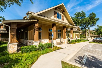 The Vista in San Antonio, TX - Building Photo - Building Photo