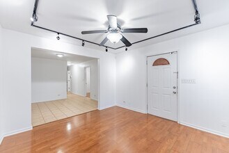 1631 W 18th St in Chicago, IL - Building Photo - Building Photo