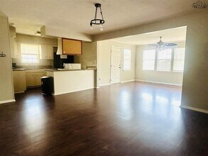5308 Montreal Dr in Wichita Falls, TX - Foto de edificio - Building Photo
